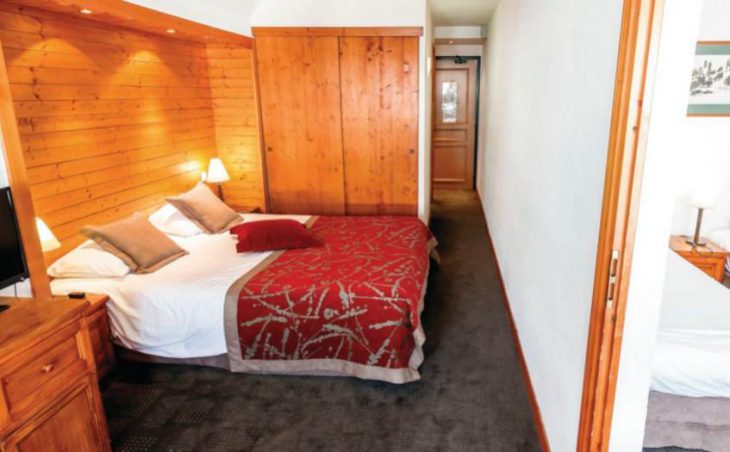 Hotel La Cachette, Les Arcs, Double Bedroom